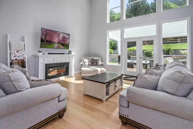 41932 MAPLE LANE - photo 4 of 40