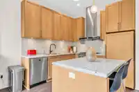 3 5879 GRAY AVENUE - thumbnail 5