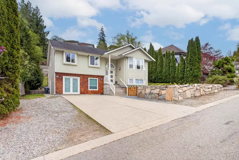5830 HERON PLACE - photo 1 of 40