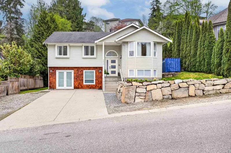 5830 HERON PLACE - photo 2 of 40