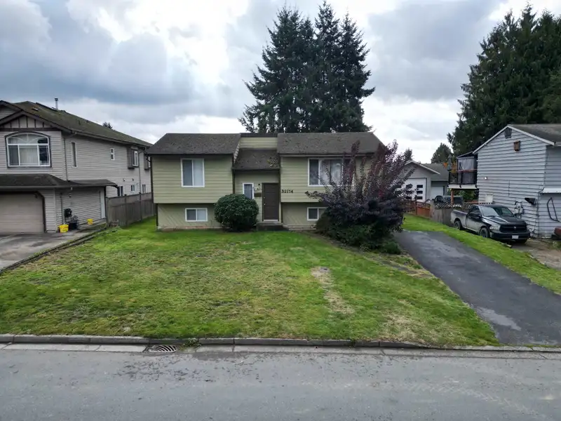 32174 SANDPIPER PLACE - photo 2 of 27
