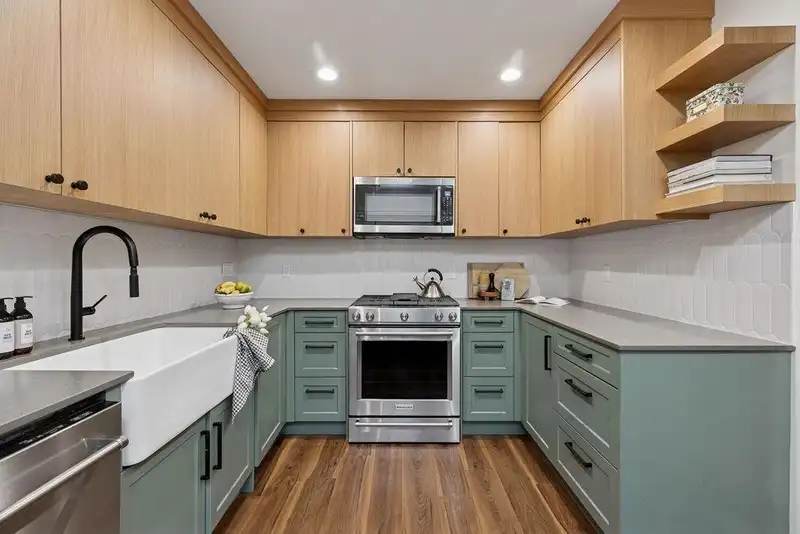 15 901 W 17TH STREET - photo 4 of 36