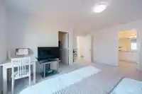 6918 201B STREET - thumbnail 25