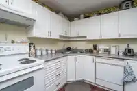 205 2435 CENTER STREET - thumbnail 16