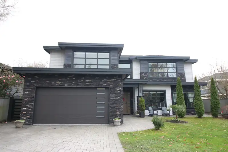 3300 JESMOND AVENUE - photo 1 of 31