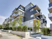 101 8030 OAK STREET - thumbnail 1