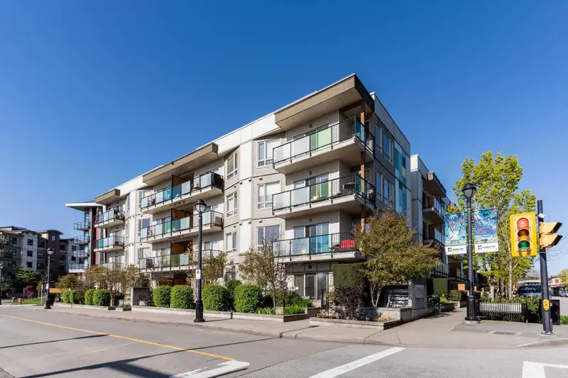 218 20460 DOUGLAS CRESCENT - photo 1 of 1