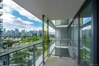 1008 1788 COLUMBIA STREET - thumbnail 5