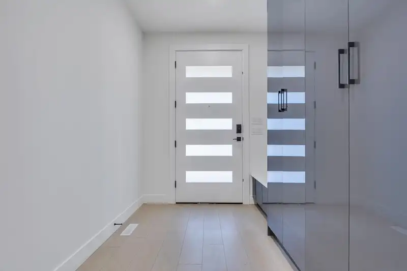 1680A MCKENZIE ROAD - photo 2 of 40