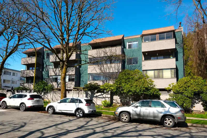 405 8775 CARTIER STREET - photo 1 of 38