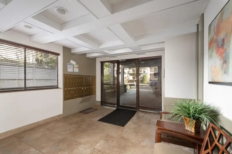 405 8775 CARTIER STREET - photo 3 of 38