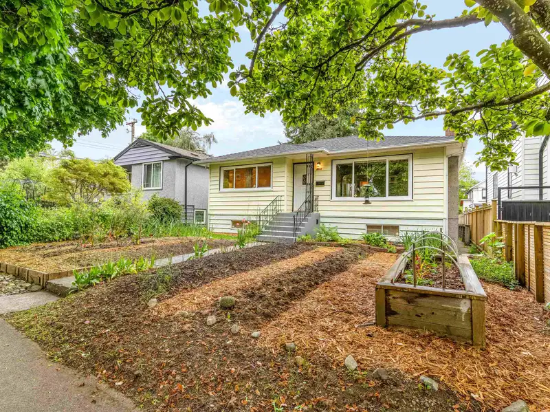 2578 E 15TH AVENUE - photo 1 of 37