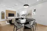 2 3637 E 46TH AVENUE - thumbnail 8