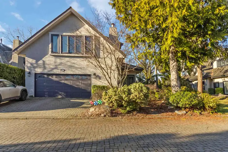 8405 GILLNET PLACE - photo 4 of 25