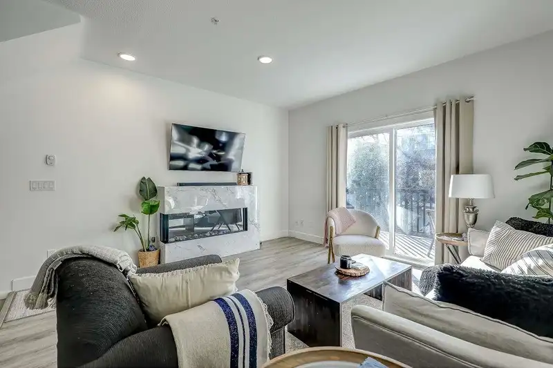 53 19572 FRASER WAY - photo 2 of 38