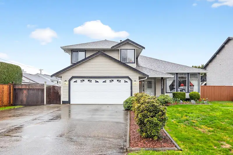 12125 189A STREET - photo 1 of 39