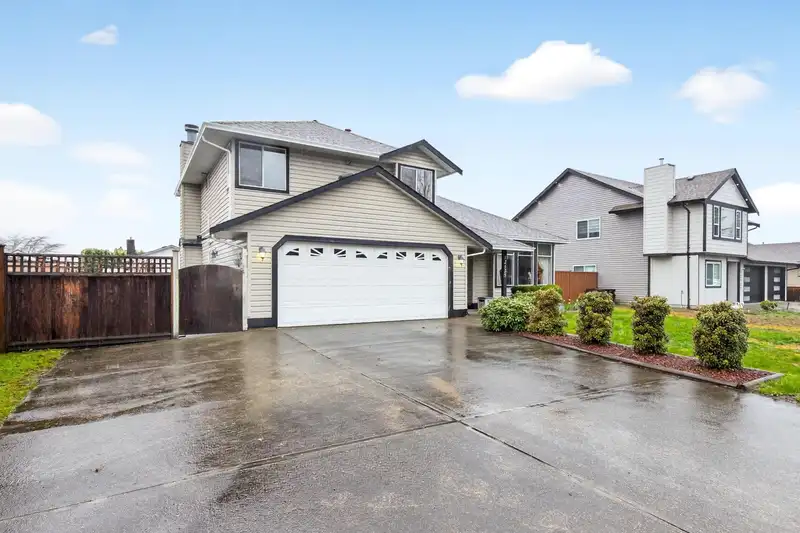 12125 189A STREET - photo 2 of 39