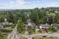 8057 WAXBERRY CRESCENT - thumbnail 35