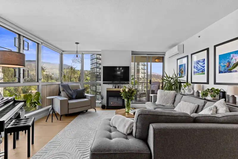 1706 295 GUILDFORD WAY - photo 4 of 40