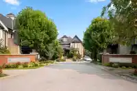 135 8138 204 STREET - thumbnail 2