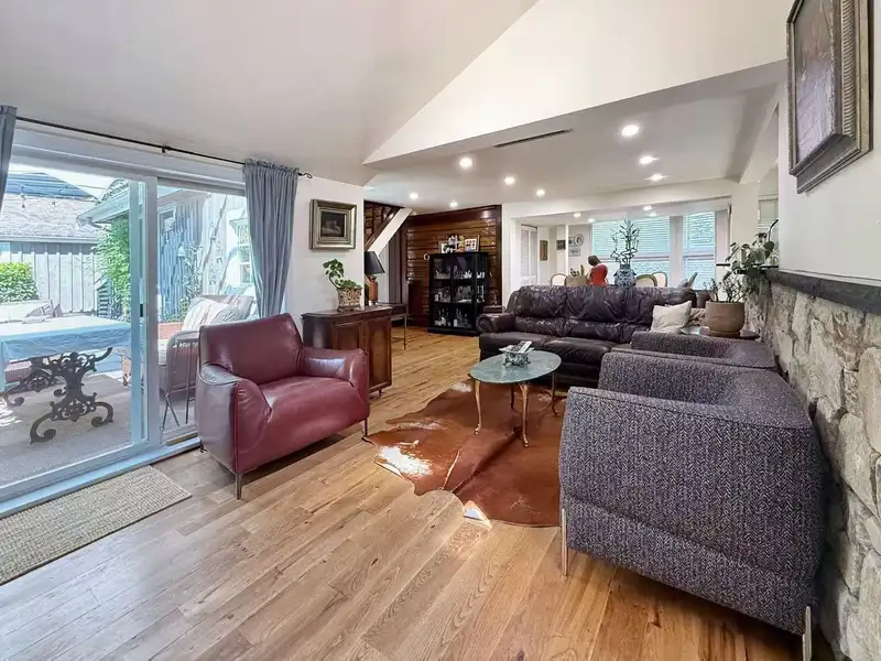 12239 SKILLEN STREET - photo 3 of 20