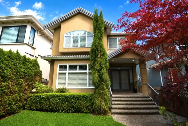 4347 W 13TH AVENUE - photo 1 of 40