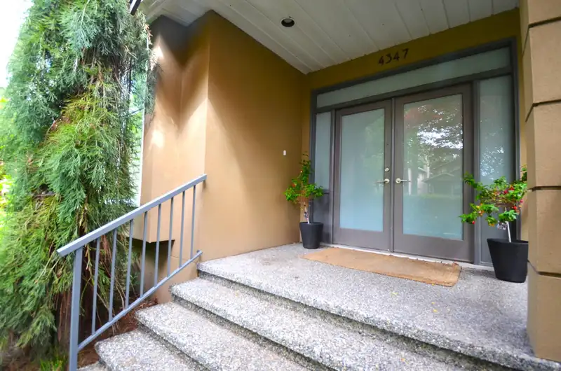 4347 W 13TH AVENUE - photo 4 of 40