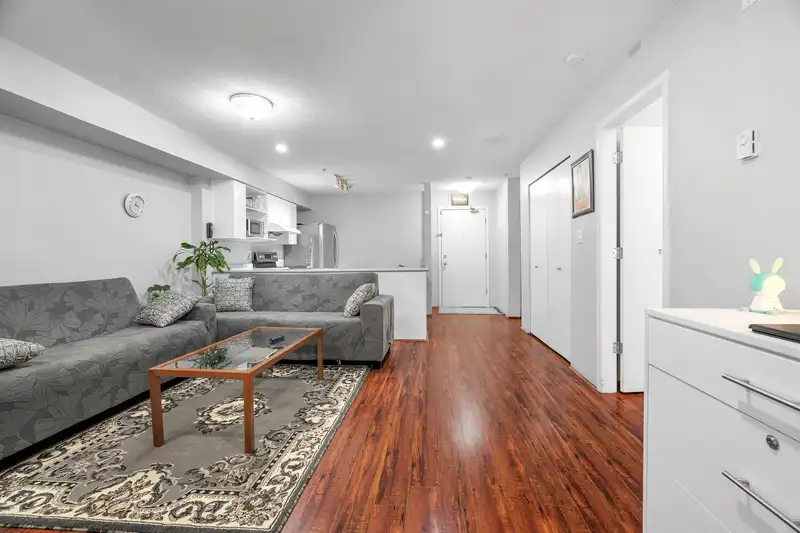 302 12130 80 AVENUE - photo 4 of 15