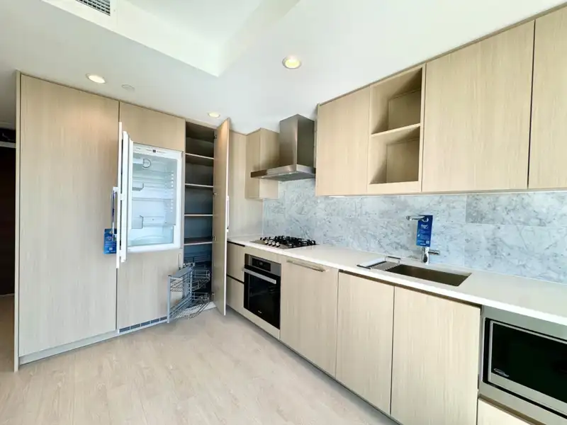 1318 1768 COOK STREET - photo 2 of 15