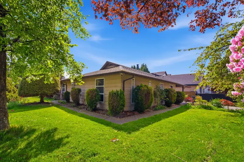 11420 DANIELS ROAD - photo 2 of 27