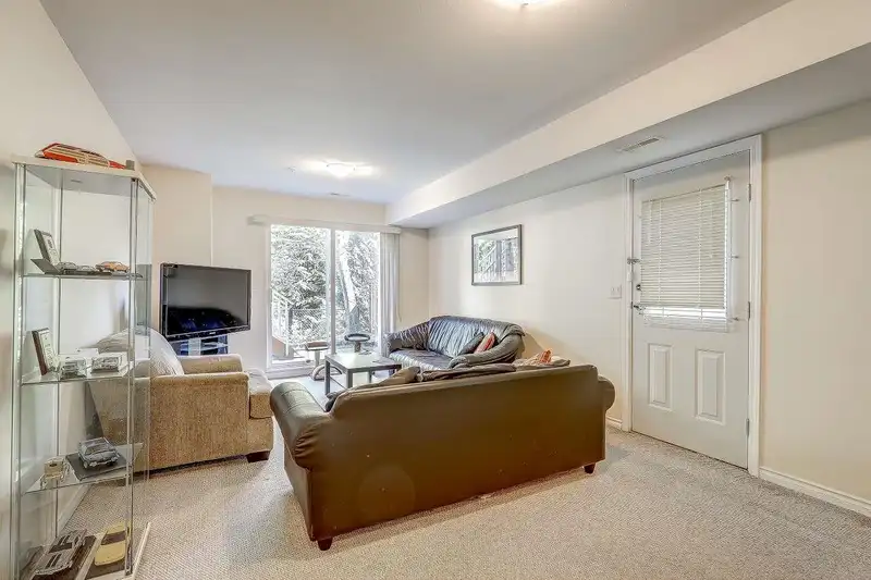 14 1108 RIVERSIDE CLOSE - photo 2 of 40