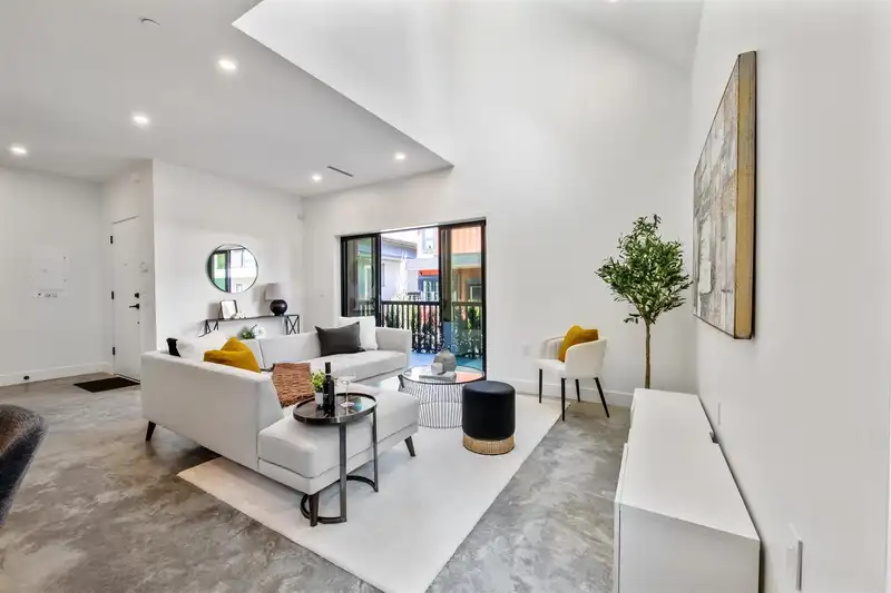 1168 E 26TH AVENUE - photo 4 of 24