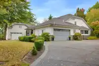 5226 222 STREET - thumbnail 1
