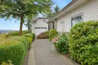 5226 222 STREET - thumbnail 2