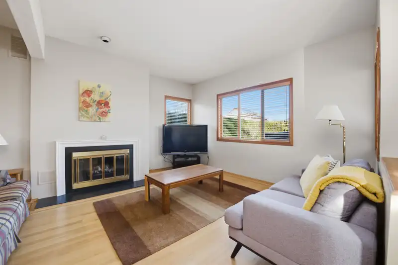 2865 W 30TH AVENUE - photo 2 of 39