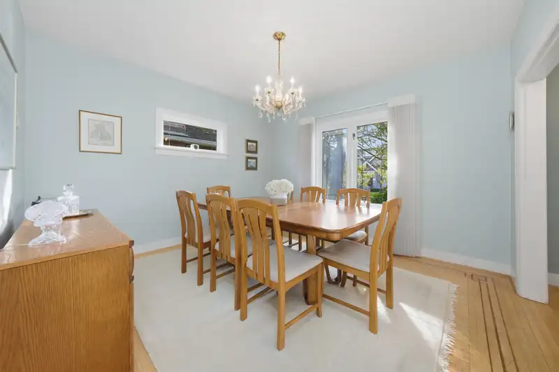 2865 W 30TH AVENUE - photo 4 of 39
