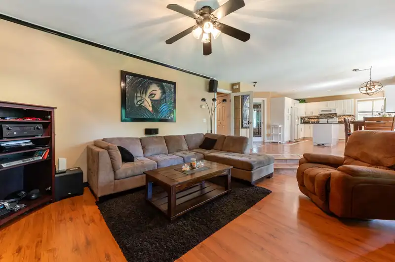 8588 141 STREET - photo 4 of 40