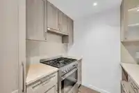 504 5598 ORMIDALE STREET - thumbnail 4