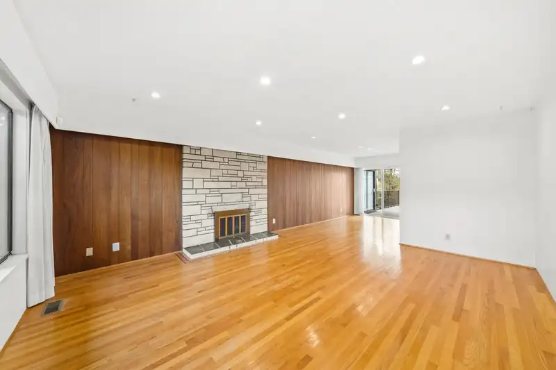 532 W 64TH AVENUE - photo 2 of 30
