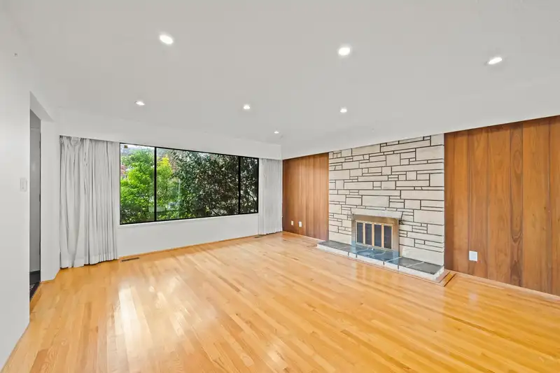 532 W 64TH AVENUE - photo 4 of 30