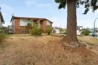 4561 MANOR STREET - thumbnail 2