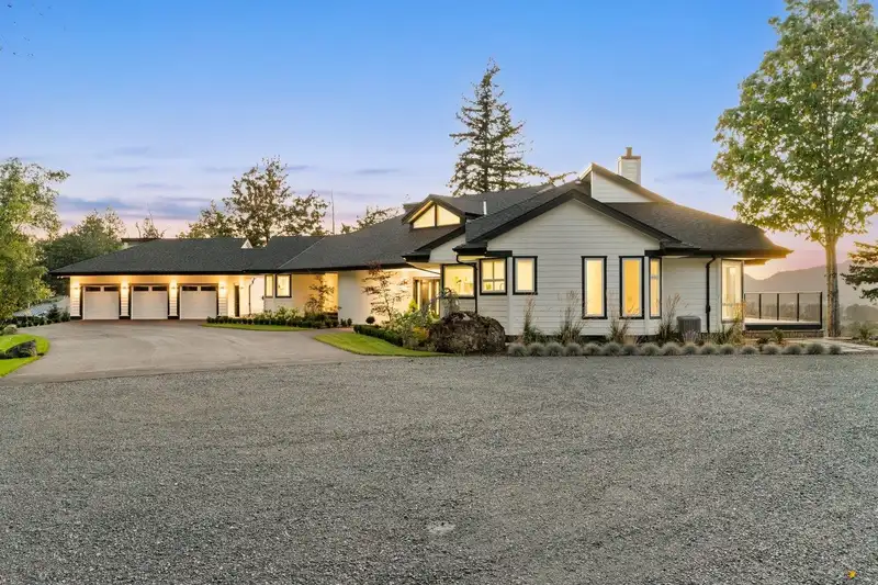 41965 NIKADA DRIVE - photo 4 of 40