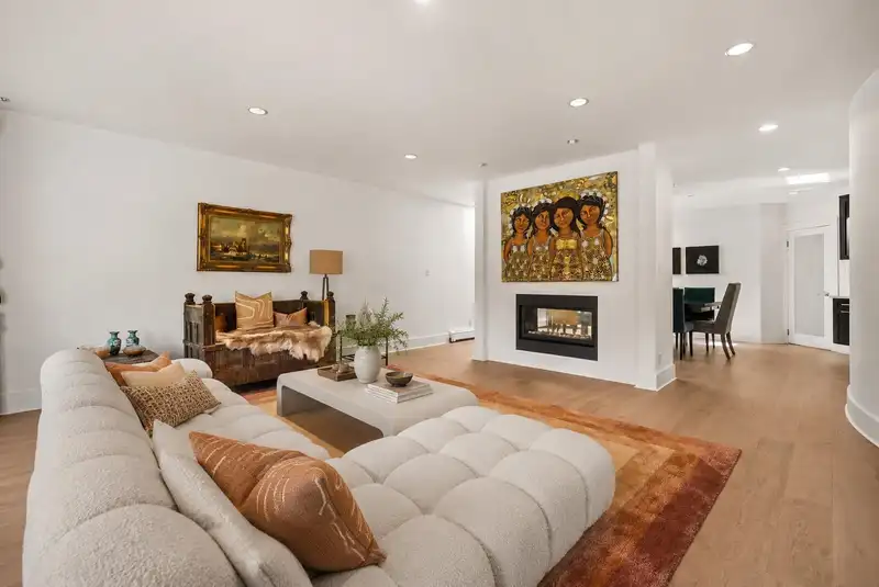 2385 W 49TH AVENUE - photo 4 of 40