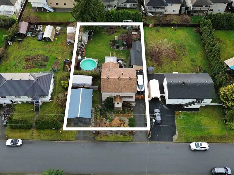 816 CATHERINE AVENUE - photo 3 of 6