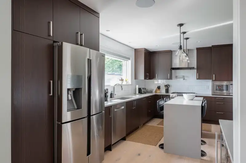 818 MASSEY STREET - photo 2 of 28
