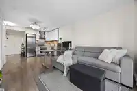 1103 3007 GLEN DRIVE - thumbnail 10
