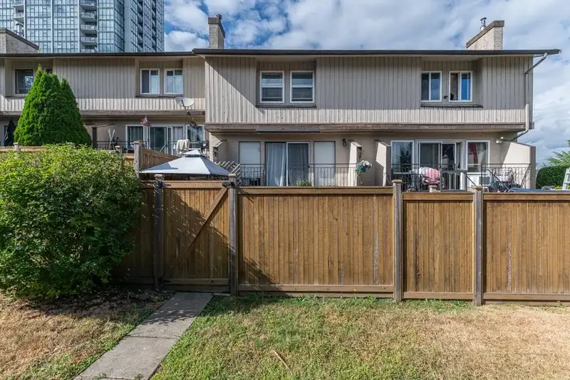 9 32870 BEVAN WAY - photo 3 of 40