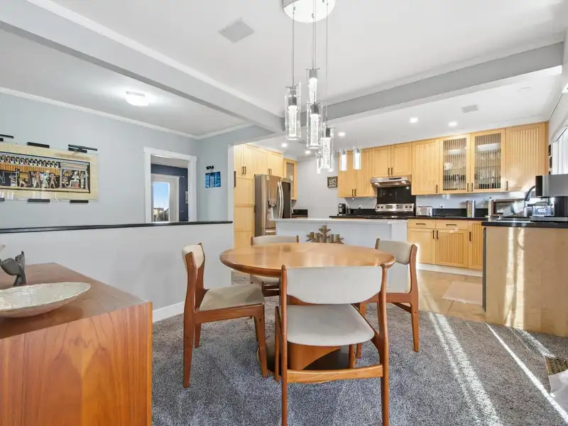 532 W 23 STREET - photo 3 of 27