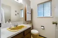 13474 15 AVENUE - thumbnail 12