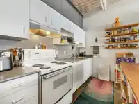 327 350 E 2ND AVENUE - thumbnail 16